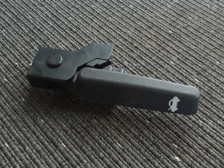 bontott OPEL MOKKA Motorháztető Nyitó Kar / Gomb