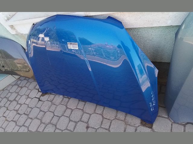 bontott OPEL MOKKA Motorháztető Szigetelés