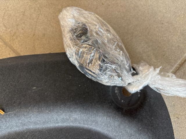 bontott OPEL MOKKA Motorháztető Szigetelés