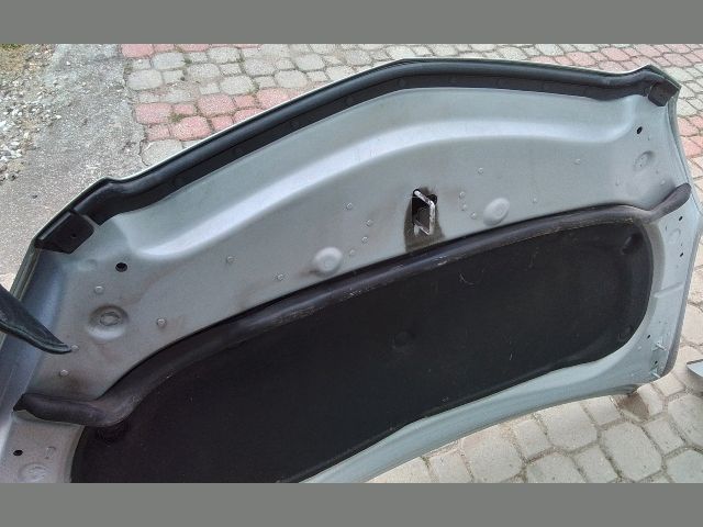 bontott OPEL MOKKA Motorháztető Szigetelés