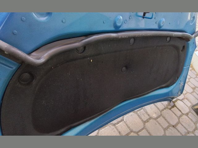 bontott OPEL MOKKA Motorháztető Szigetelés