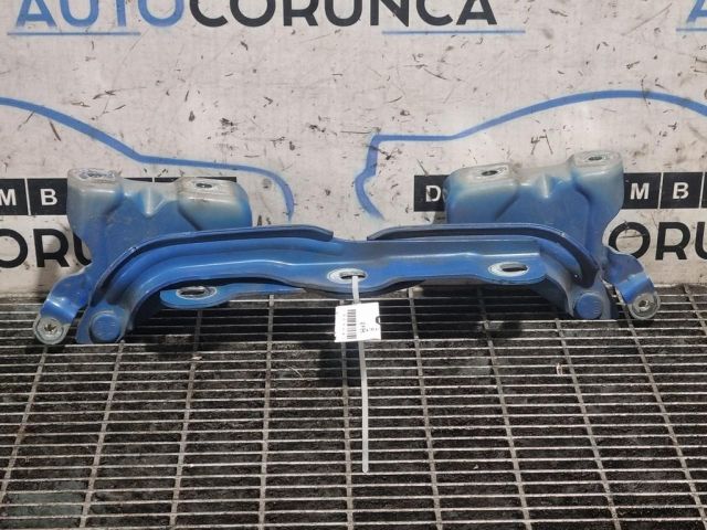 bontott OPEL MOKKA Motorháztető Zsanér Pár