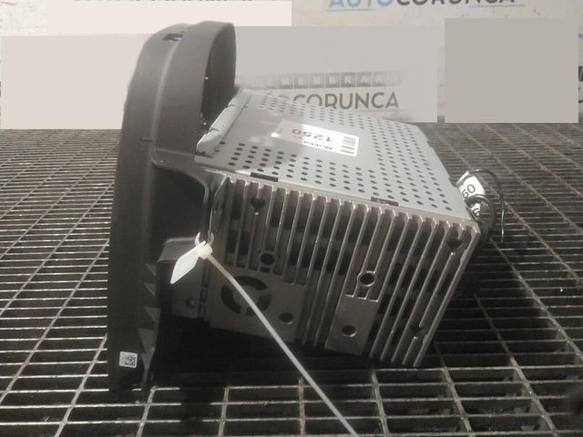 bontott OPEL MOKKA Rádió / CD