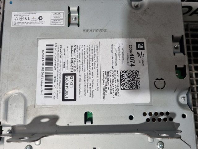 bontott OPEL MOKKA Rádió / CD