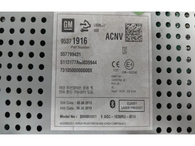 bontott OPEL MOKKA Rádió / CD