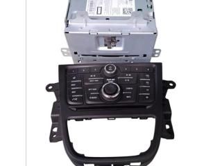 bontott OPEL MOKKA Rádió / CD