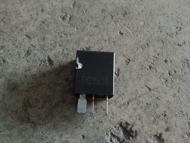 bontott OPEL MOKKA Relé