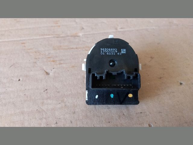 bontott OPEL MOKKA Tükör Kapcsoló