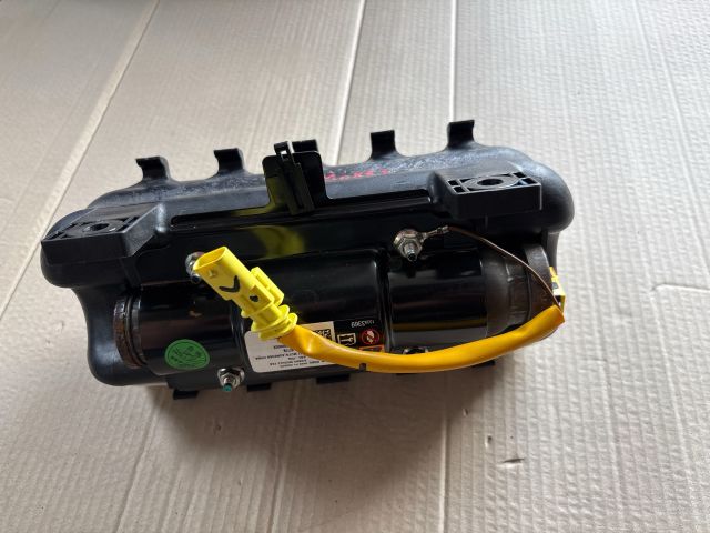 bontott OPEL MOKKA Utasoldali Légzsák