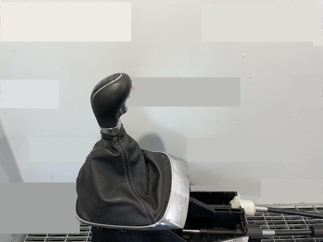 bontott OPEL MOKKA Váltógomb