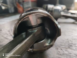 bontott OPEL MOVANO Dugattyú és Hajtókar