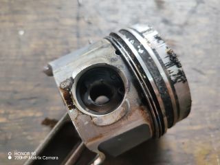 bontott OPEL MOVANO Dugattyú és Hajtókar