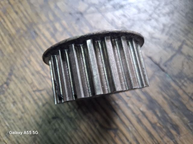 bontott OPEL MOVANO Főtengely Bordáskerék / Lánckerék