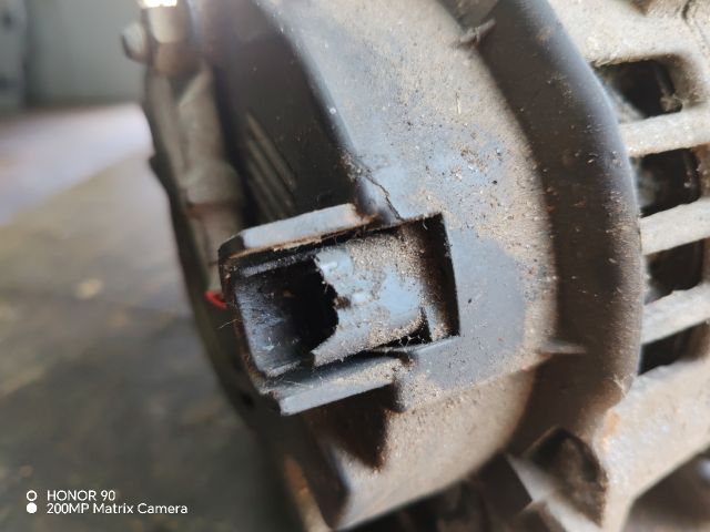 bontott OPEL MOVANO Generátor