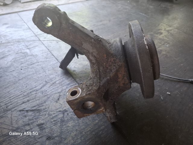 bontott OPEL MOVANO Jobb első Csonkállvány Kerékaggyal