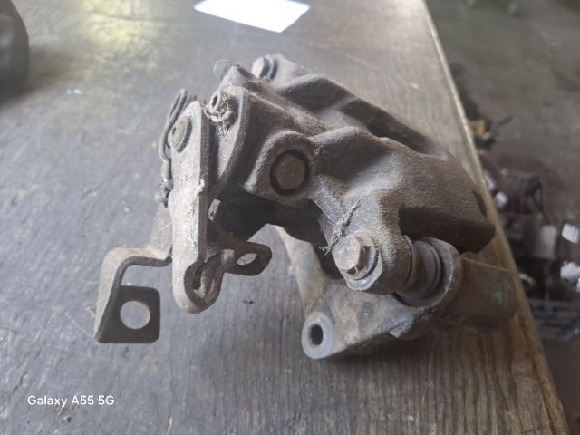 bontott OPEL MOVANO Jobb hátsó Féknyereg Munkahengerrel