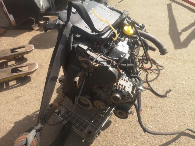 bontott OPEL MOVANO Motor (Fűzött blokk hengerfejjel)