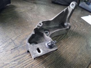 bontott OPEL MOVANO Motor Tartó Bak (Fém)