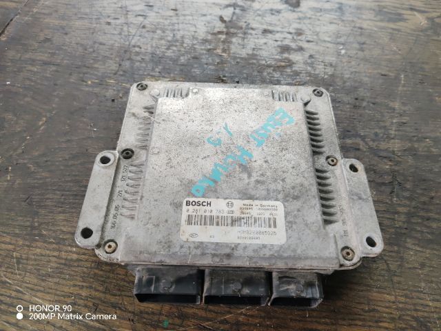 bontott OPEL MOVANO Motorvezérlő