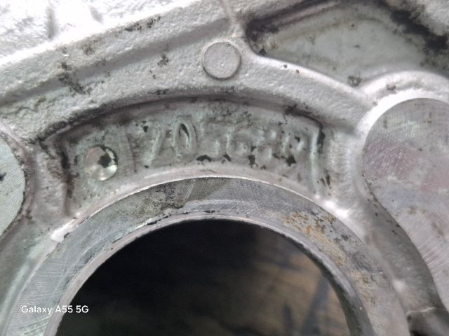 bontott OPEL MOVANO Nagynyomású Szivattyú Bak