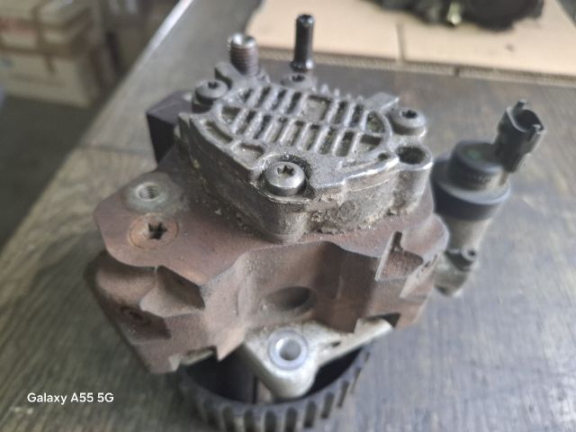 bontott OPEL MOVANO Nagynyomású Szivattyú