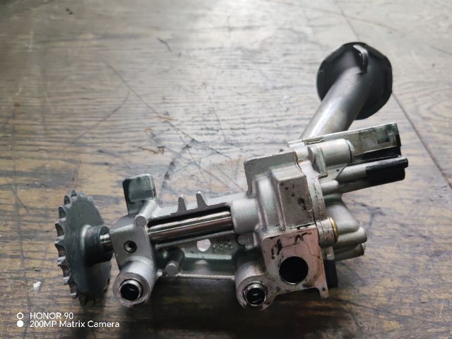 bontott OPEL MOVANO Olajszivattyú