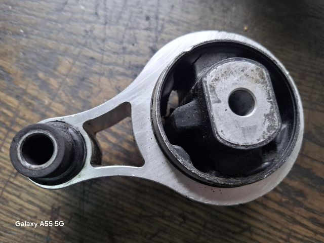 bontott OPEL MOVANO Váltó Tartó Bak (Pozíciófüggetlen)