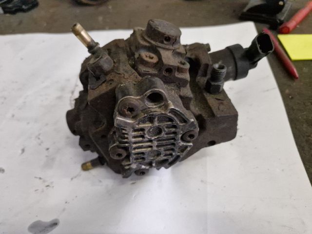 bontott OPEL MOVANO Nagynyomású Szivattyú