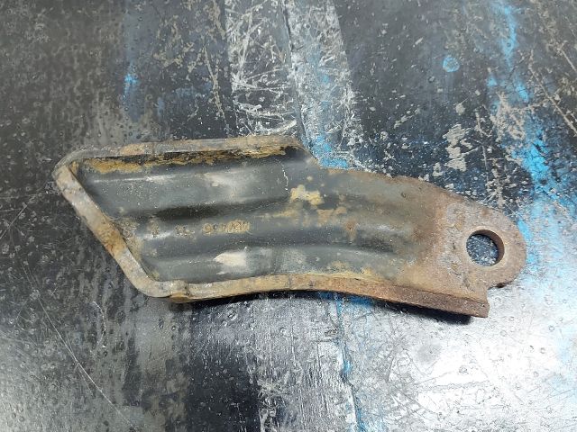 bontott OPEL MOVANO Katalizátor Tartó Bak