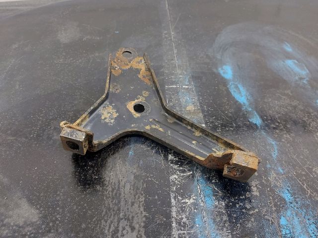 bontott OPEL MOVANO Katalizátor Tartó Bak