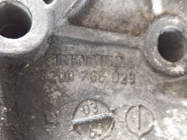 bontott OPEL MOVANO Motor Tartó Bak (Fém)