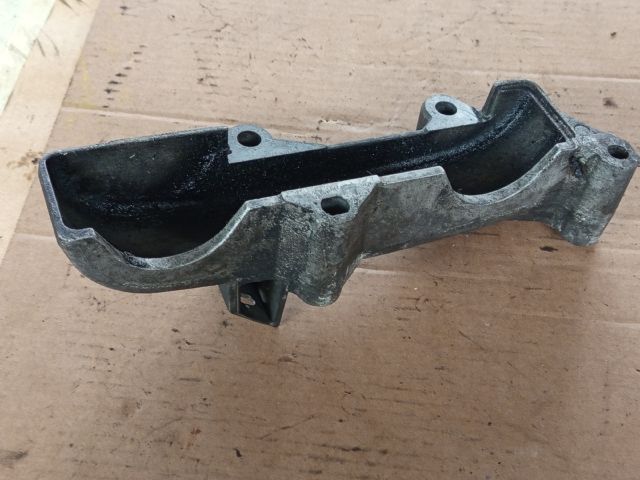 bontott OPEL MOVANO Motor Tartó Bak (Fém)