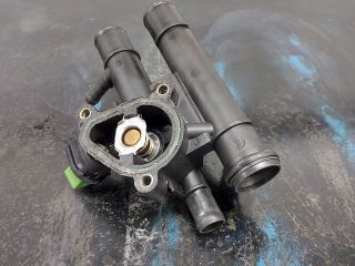 bontott OPEL MOVANO Termosztátház