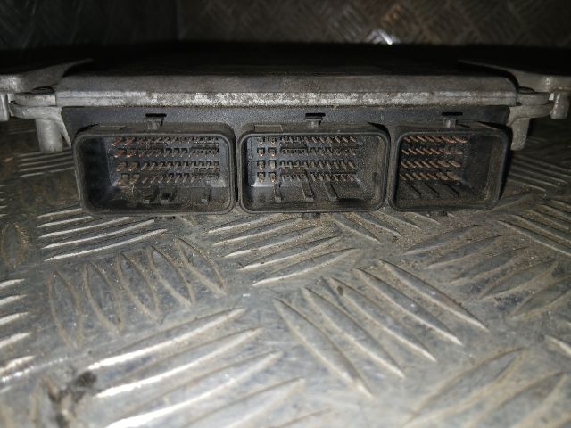 bontott OPEL MOVANO Motorvezérlő