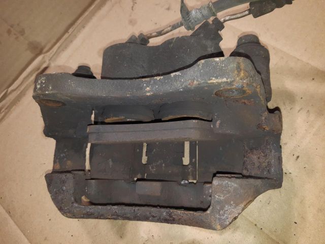 bontott OPEL MOVANO Jobb első Féknyereg Munkahengerrel