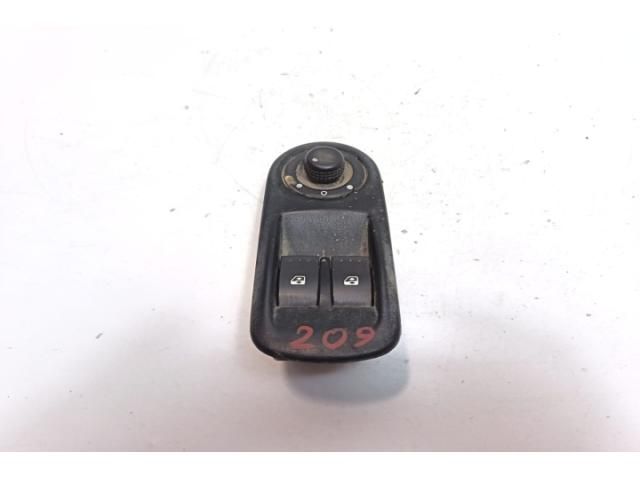 bontott OPEL MOVANO Ablakemelő Kapcsoló Négyes / Kettes