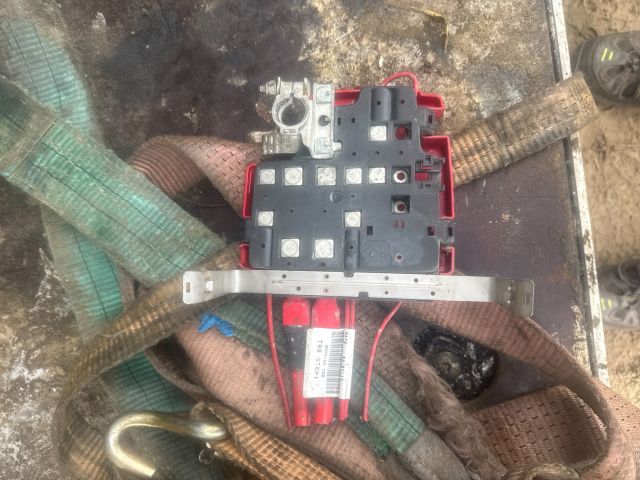 bontott OPEL MOVANO Akkumulátor Saru