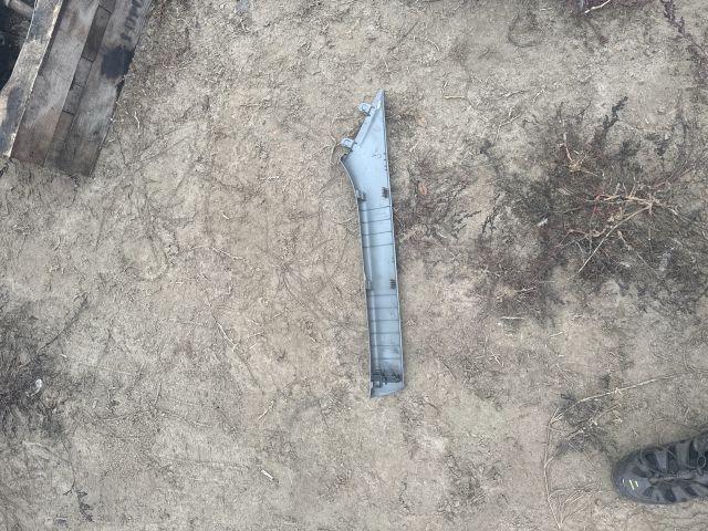 bontott OPEL MOVANO Bal B Oszlop Díszléc