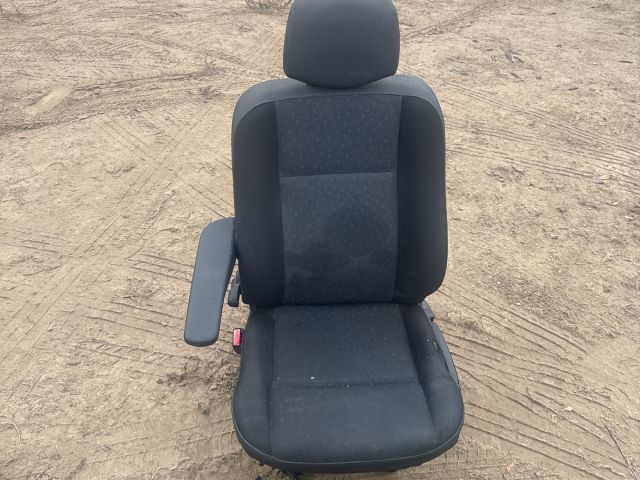 bontott OPEL MOVANO Bal első Ülés