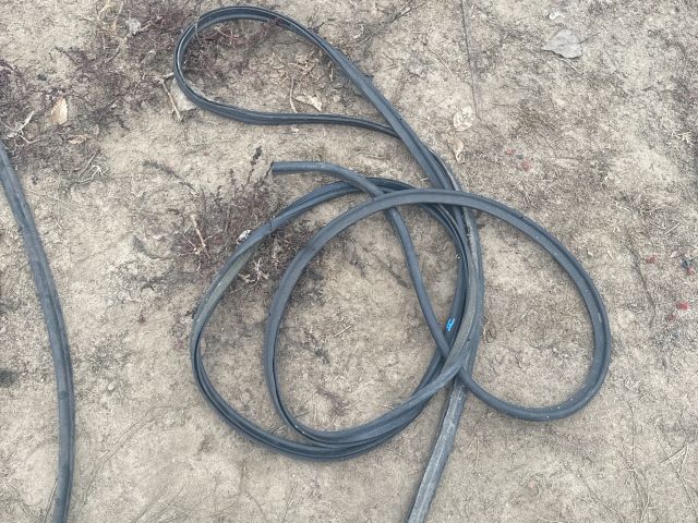 bontott OPEL MOVANO Csomagtérajtó Gumikéder