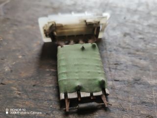 bontott OPEL MOVANO Előtét Ellenállás Fűtőmotor