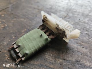 bontott OPEL MOVANO Előtét Ellenállás Fűtőmotor