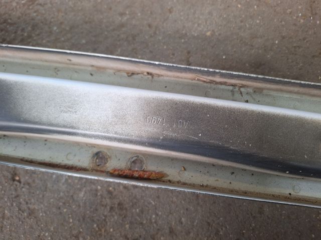 bontott OPEL MOVANO Első Lökhárító Merevítő (Fém)