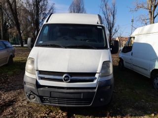 bontott OPEL MOVANO Első Lökhárító Merevítő (Fém)