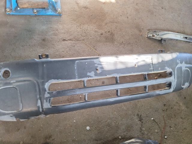 bontott OPEL MOVANO Első Lökhárító (Üresen)