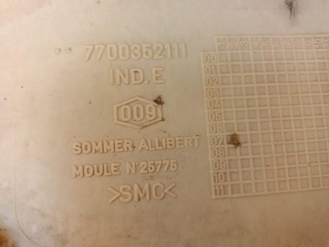 bontott OPEL MOVANO Első Lökhárító (Üresen)