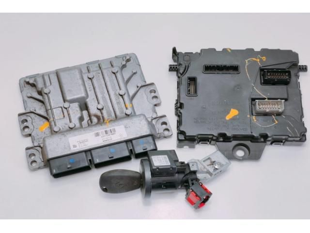 bontott OPEL MOVANO Gyújtó Elektronika