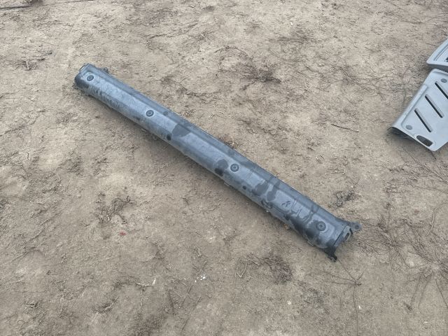 bontott OPEL MOVANO Hátsó középső Lökhárító