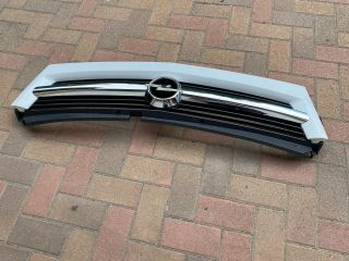 bontott OPEL MOVANO Hűtőrács