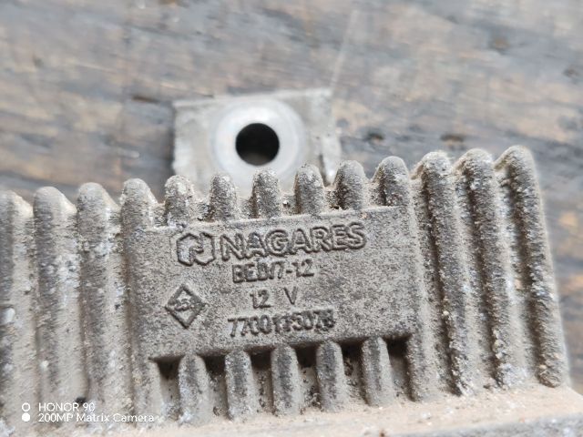 bontott OPEL MOVANO Izzító Relé